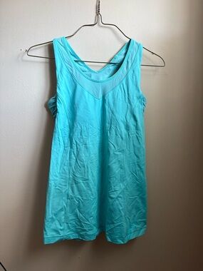 lululemon athletica Aqua Scoop Neck Tank